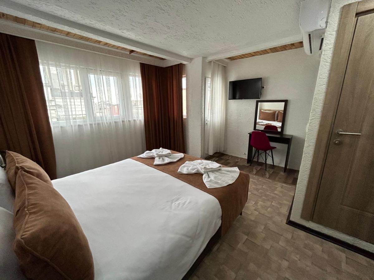 HOTEL GLOBAL 2022 - 2