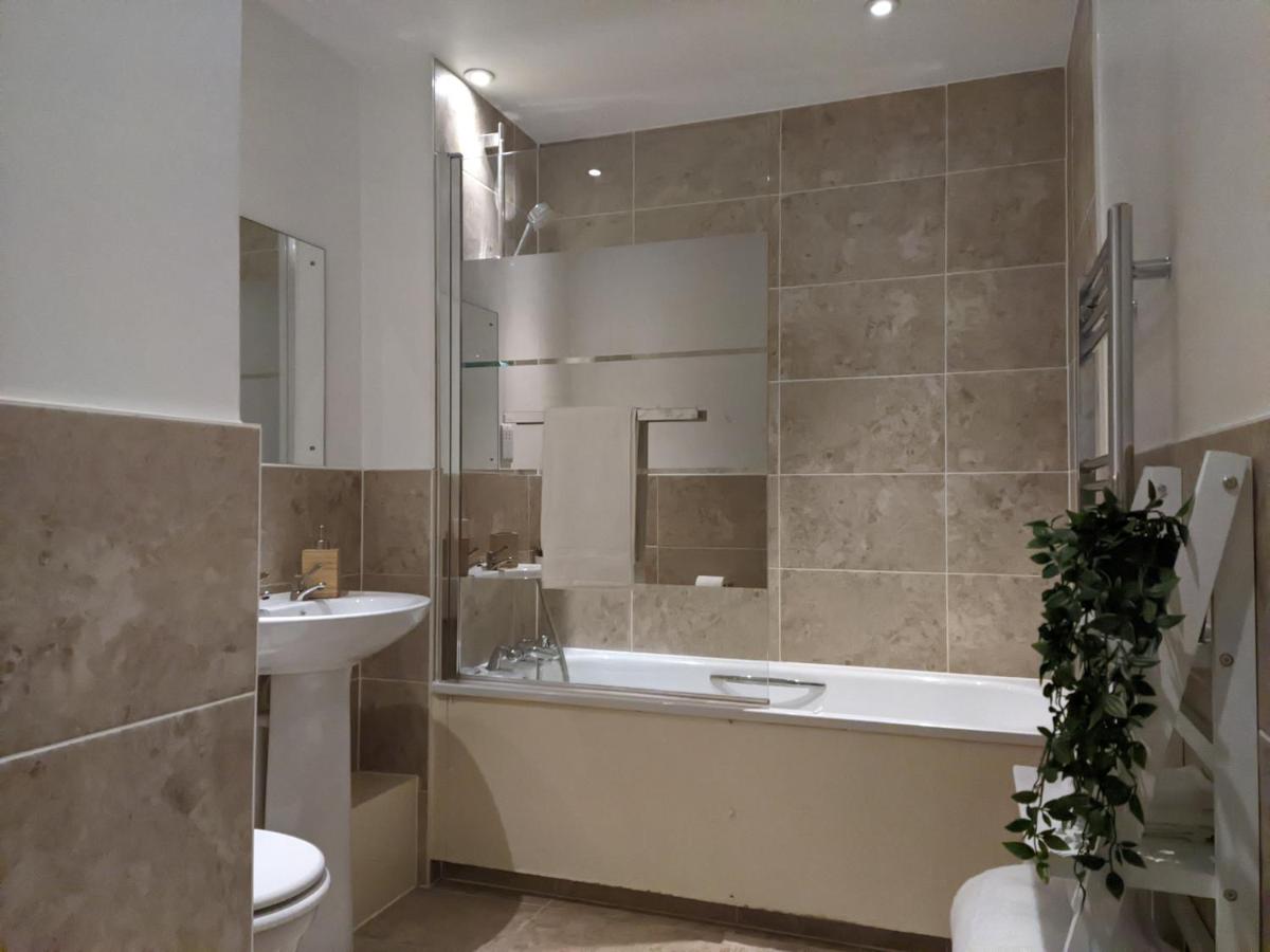 Stylish Peckham Apartment 10 Seconds From Station - 3