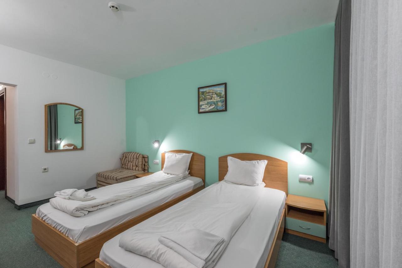 Hotel Iceberg Bansko photo
