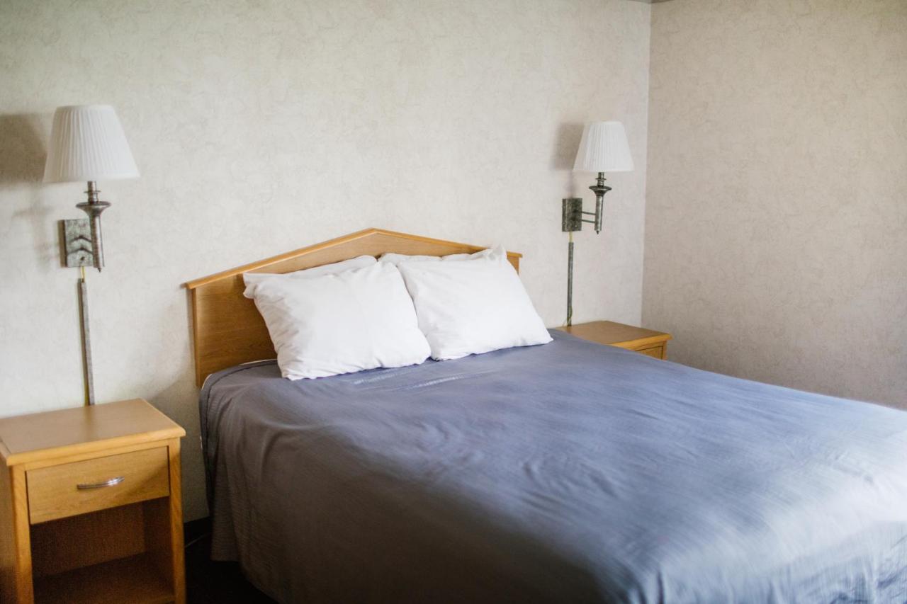 Friday Harbor Suites — photo 13