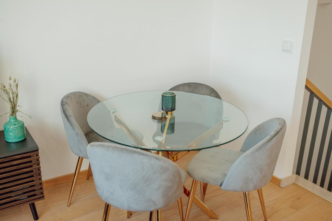 Modern & Stylish Apartments by Vacationy - 2