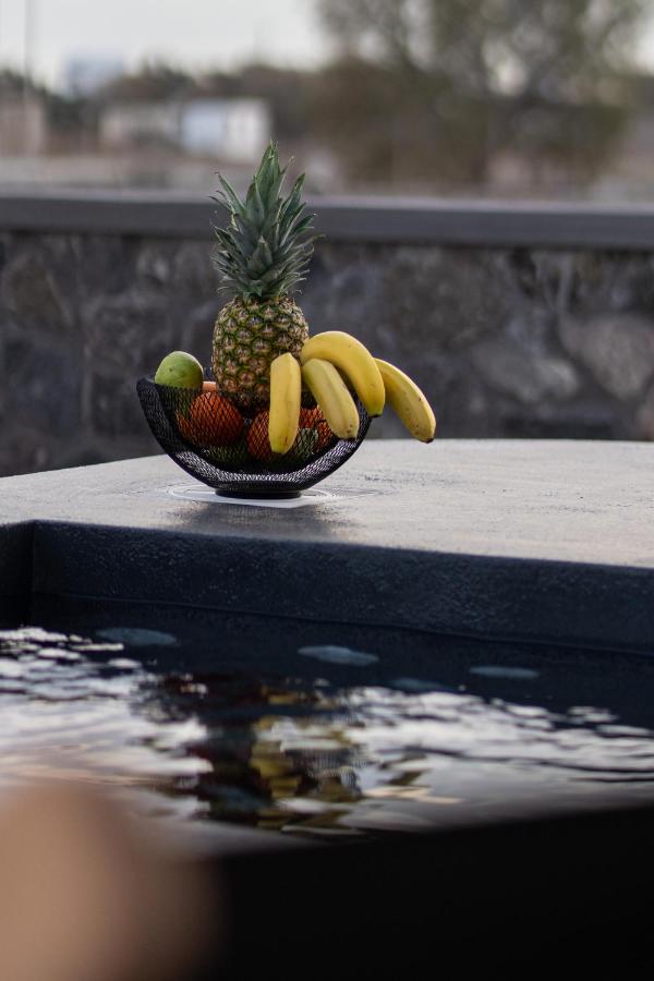 Almira Luxury Suites - 4