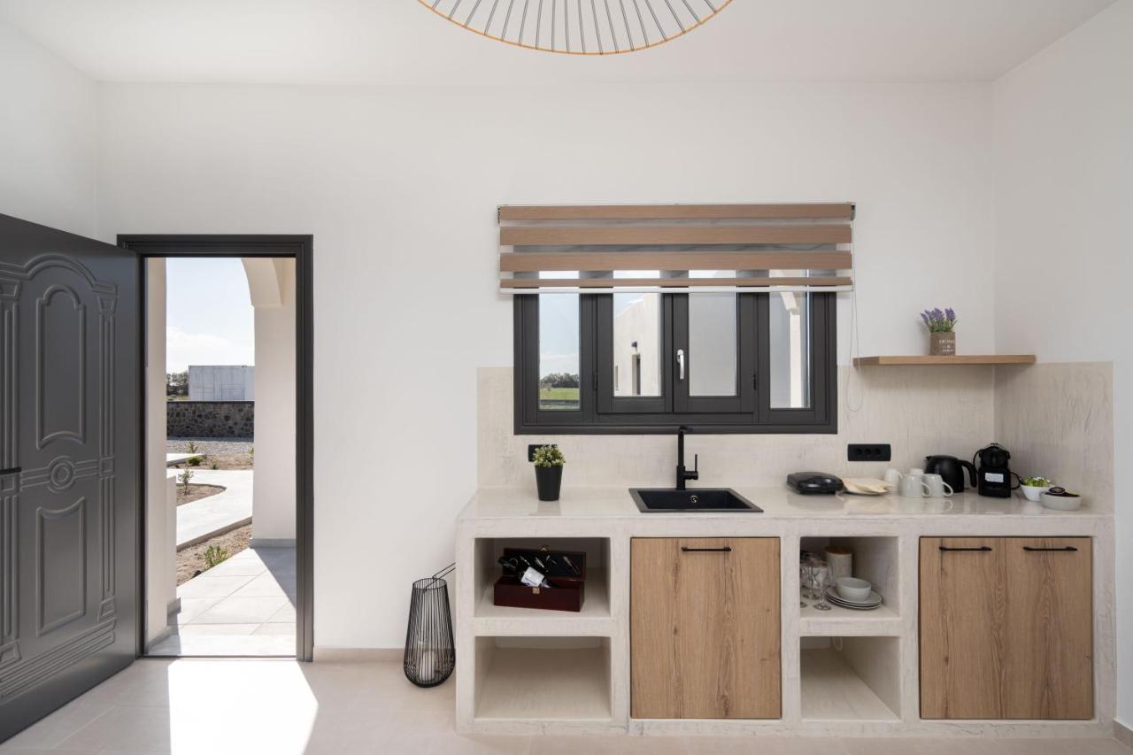 Almira Luxury Suites - 5