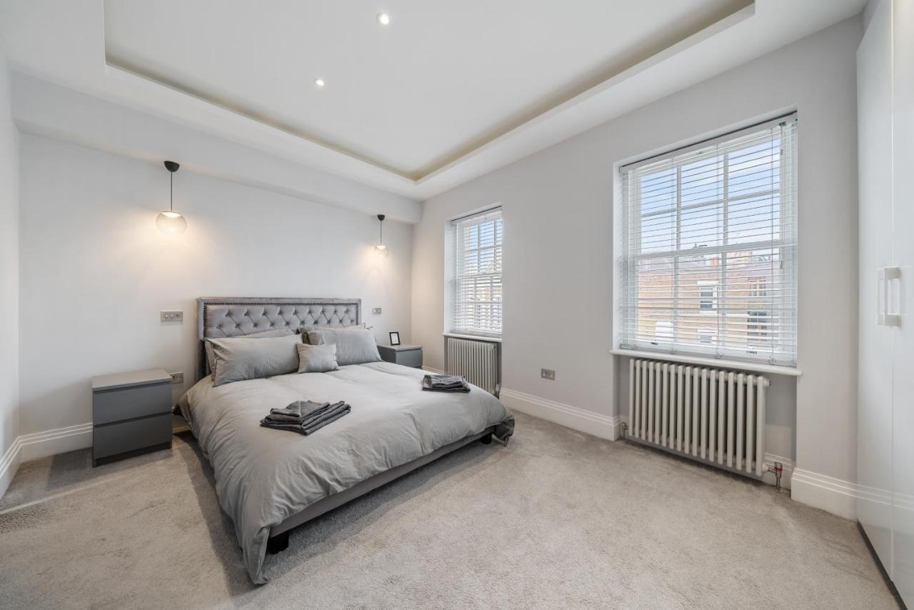 Modern 4 Bedroom Townhouse with Cinema Room in the heart of London SE1 - 2