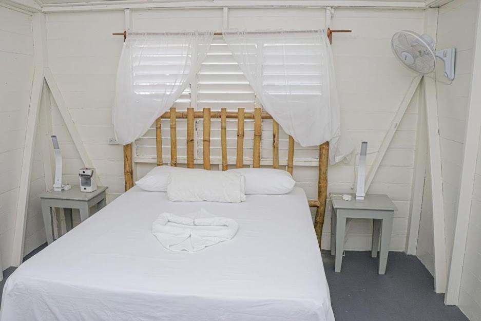 Little Bay Hideaway - 2