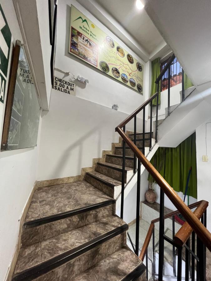 Euro Hostal - 2