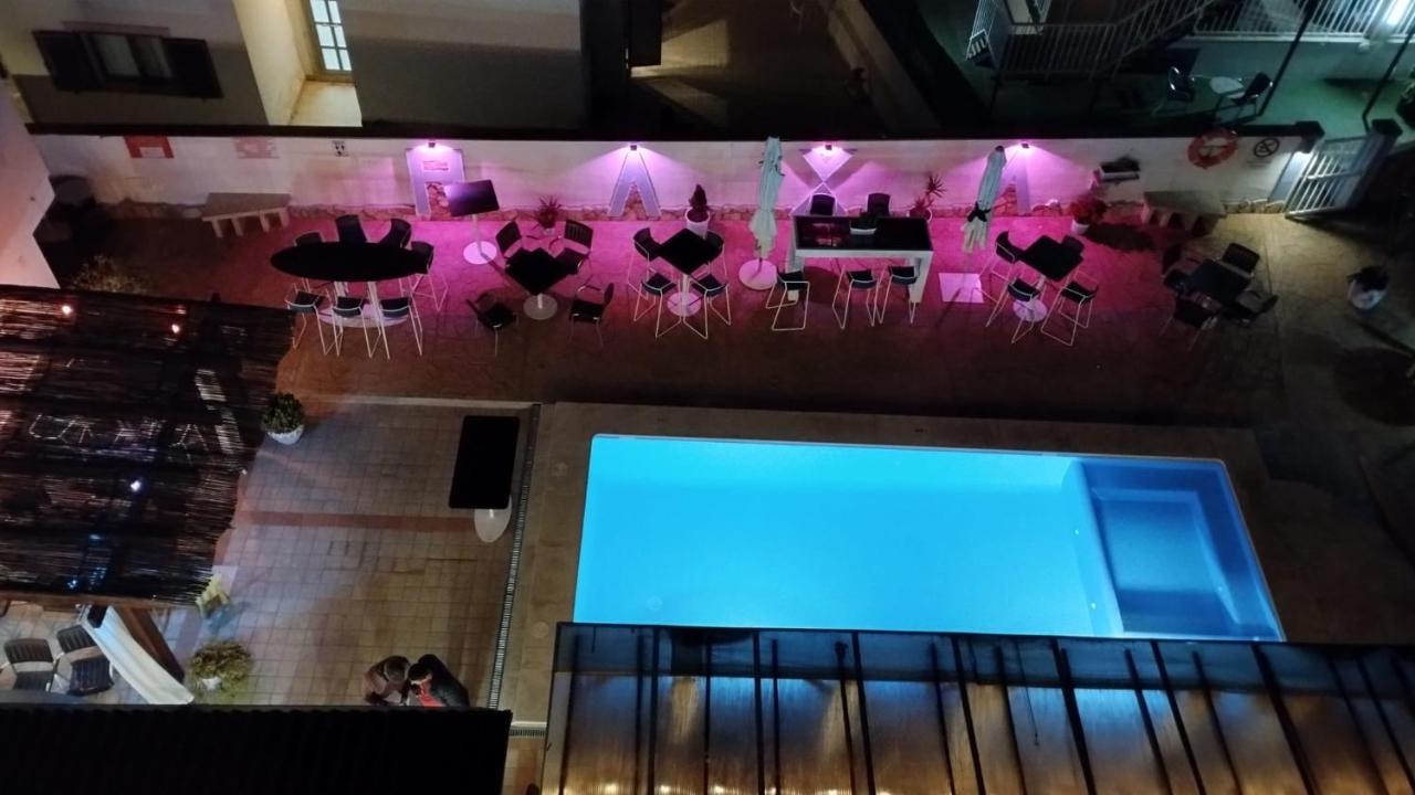 Hotel Raxa - 5