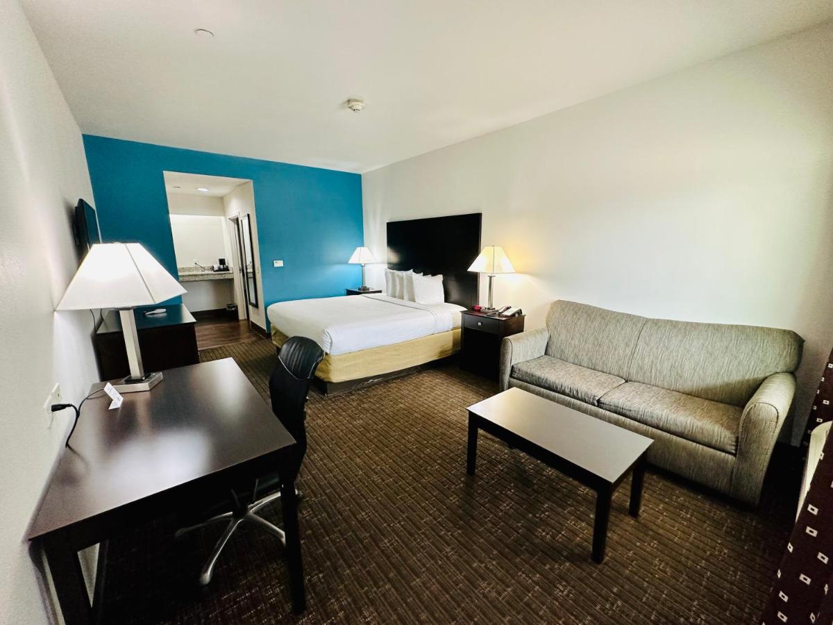 Lone Star Inn by FairBridge — photo 10