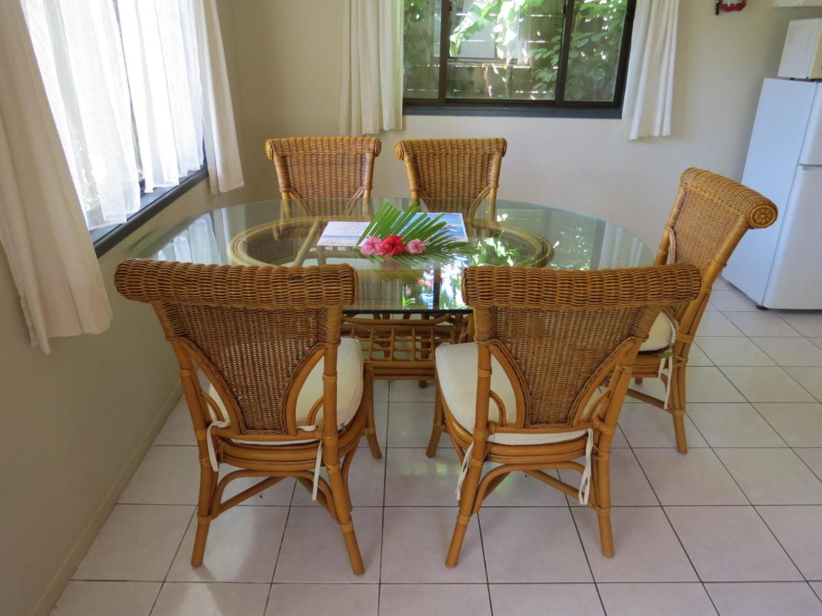 Muri Beach Resort photo