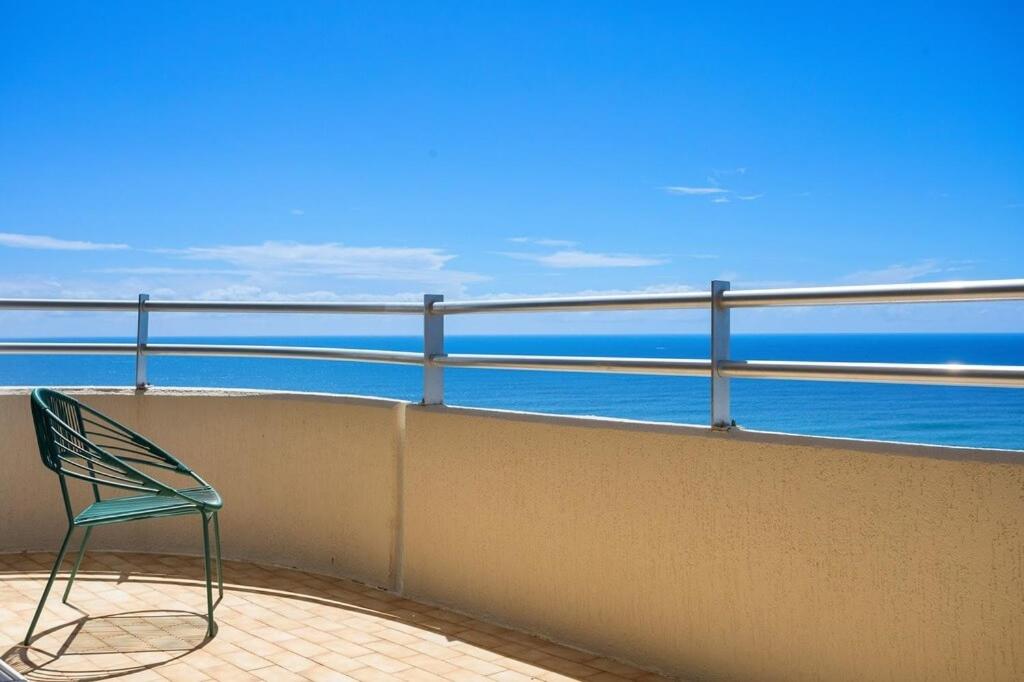 Zenith Ocean Front Apartments photo