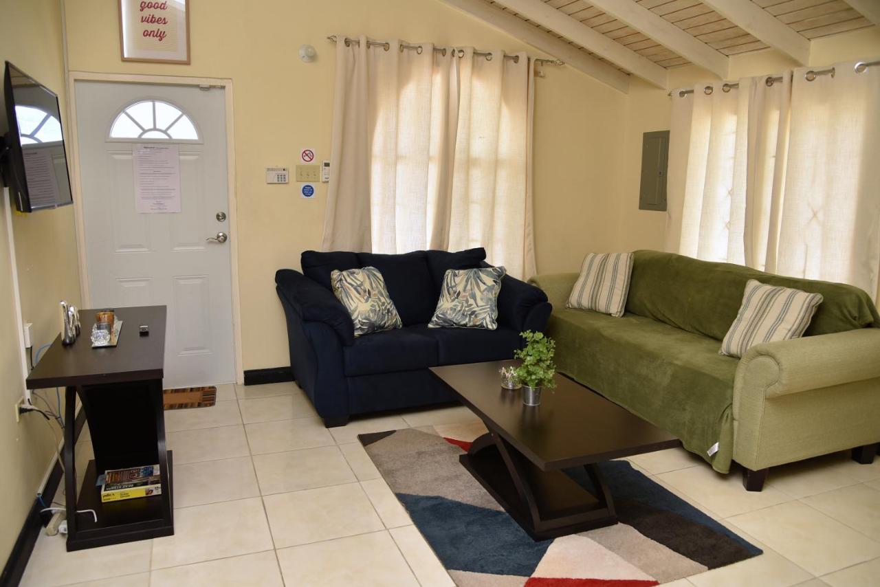 The West Village Summer House - Montego Bay - 5