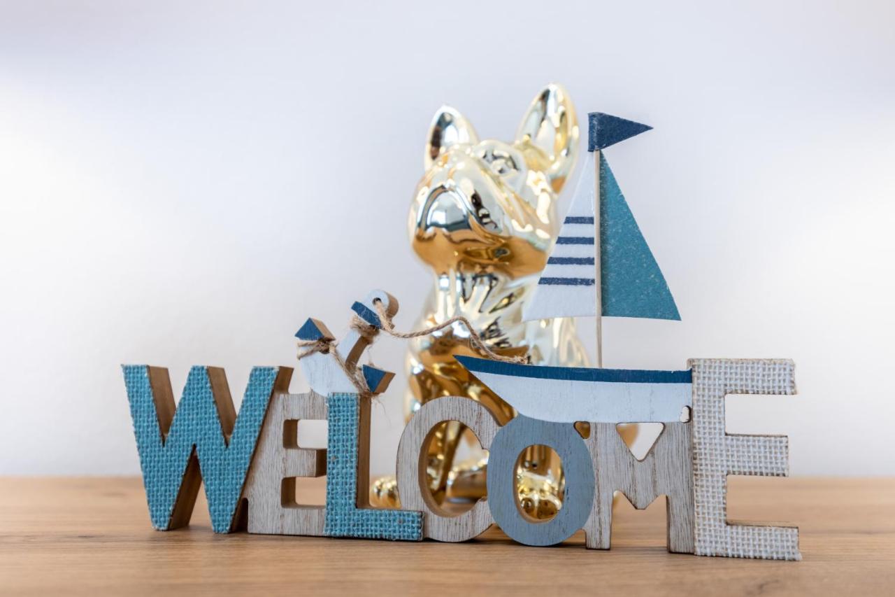 Stylish Seashore Apartment - 4