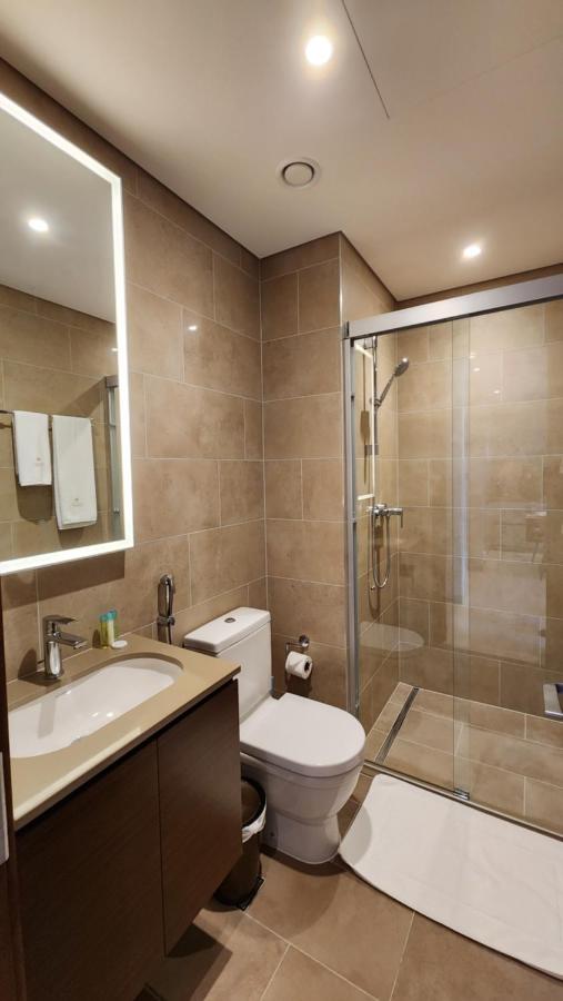 STAY BY LATINEM Luxury 1BR Holiday Home CVR A3001 near Burj Khalifa - 3