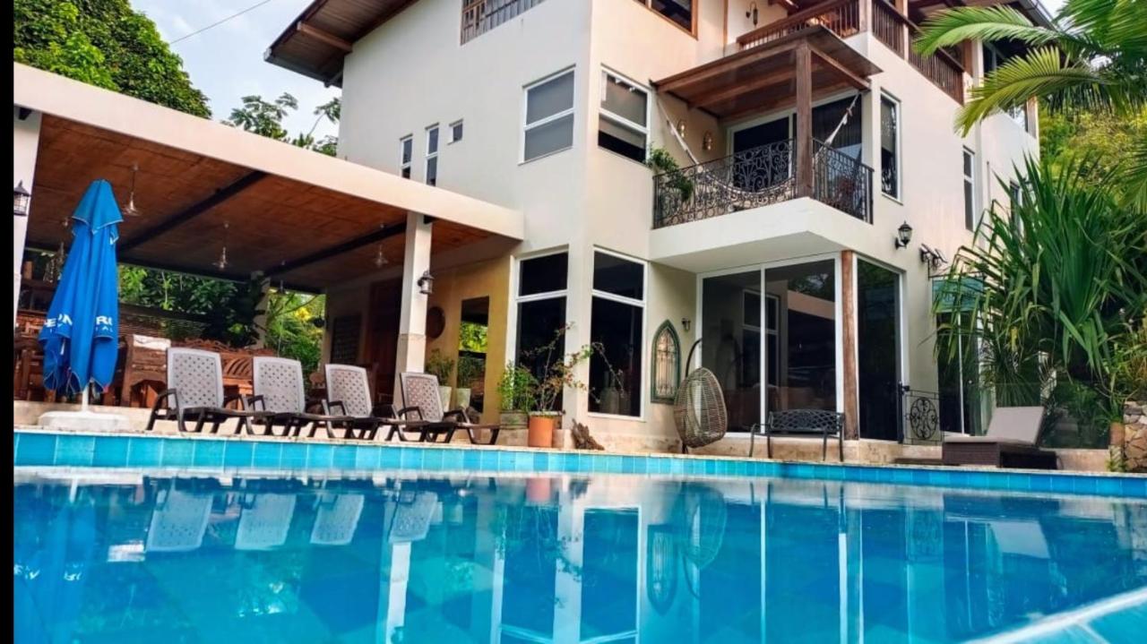 Casa boutique Eledan cerca a Bogotá con piscina, Nocaima – Prețuri  actualizate 2023