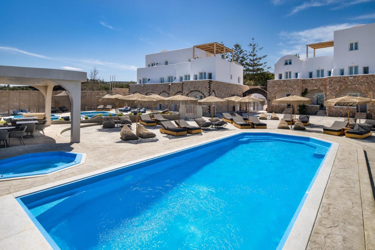 Aelia Luxury Suites - 4