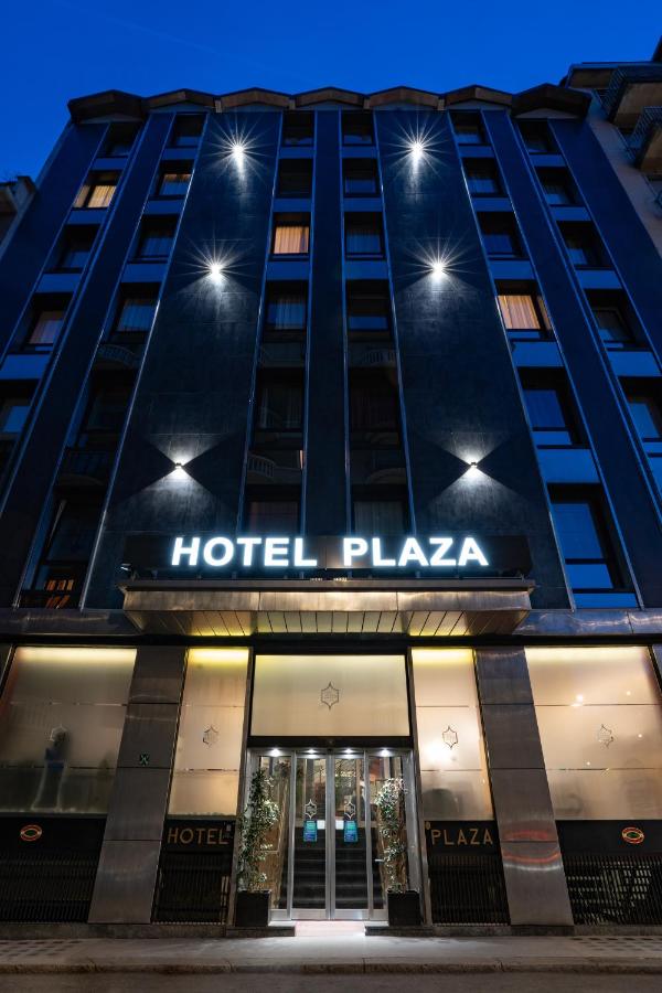 Hotel Plaza photo