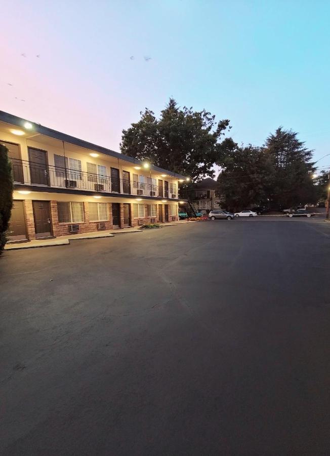 Executive Inn Portland — photo 7