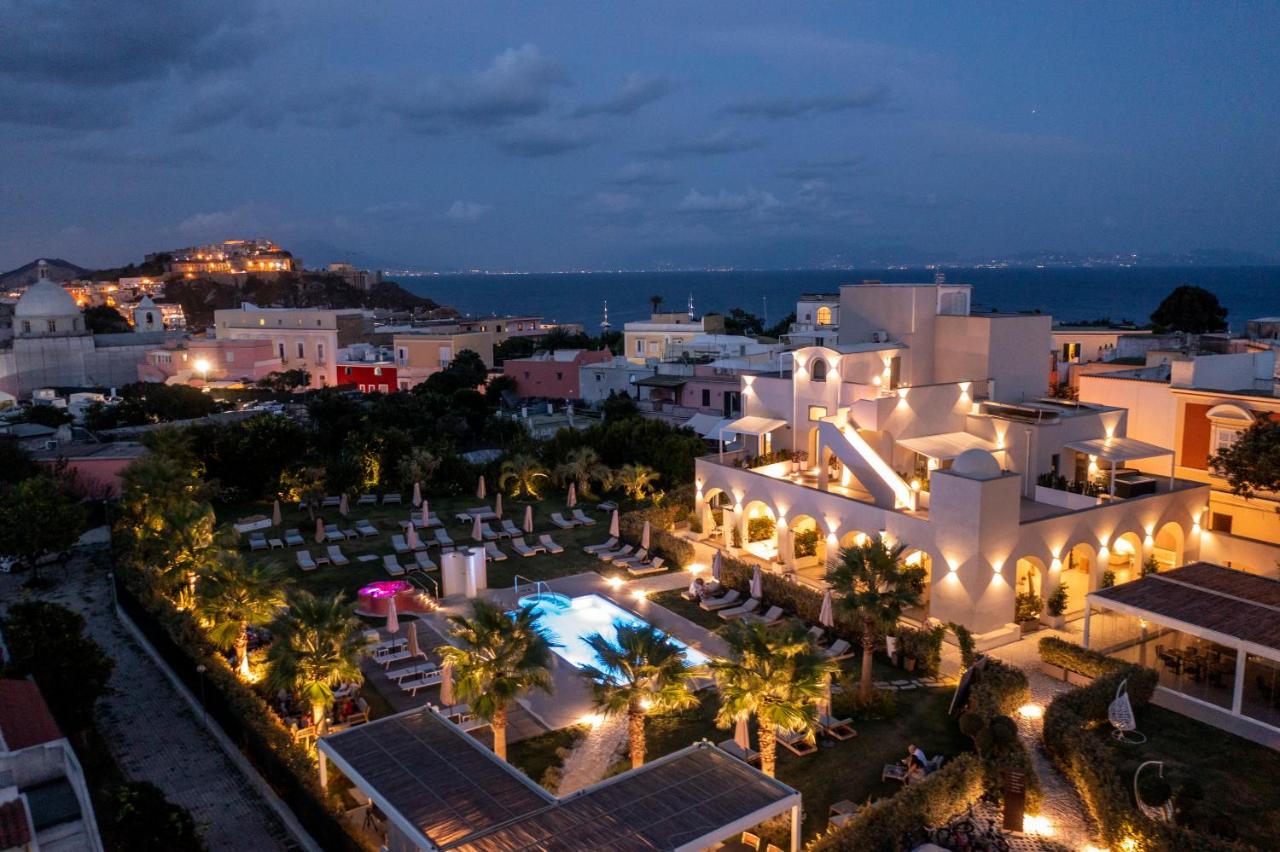 Insula Boutique Hotel photo
