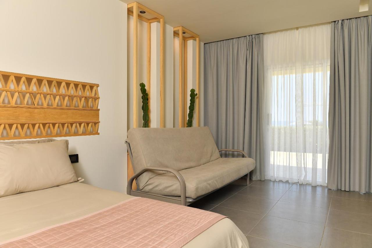 OCEAN BLUE HOTEL & RESORT -Jbeil photo