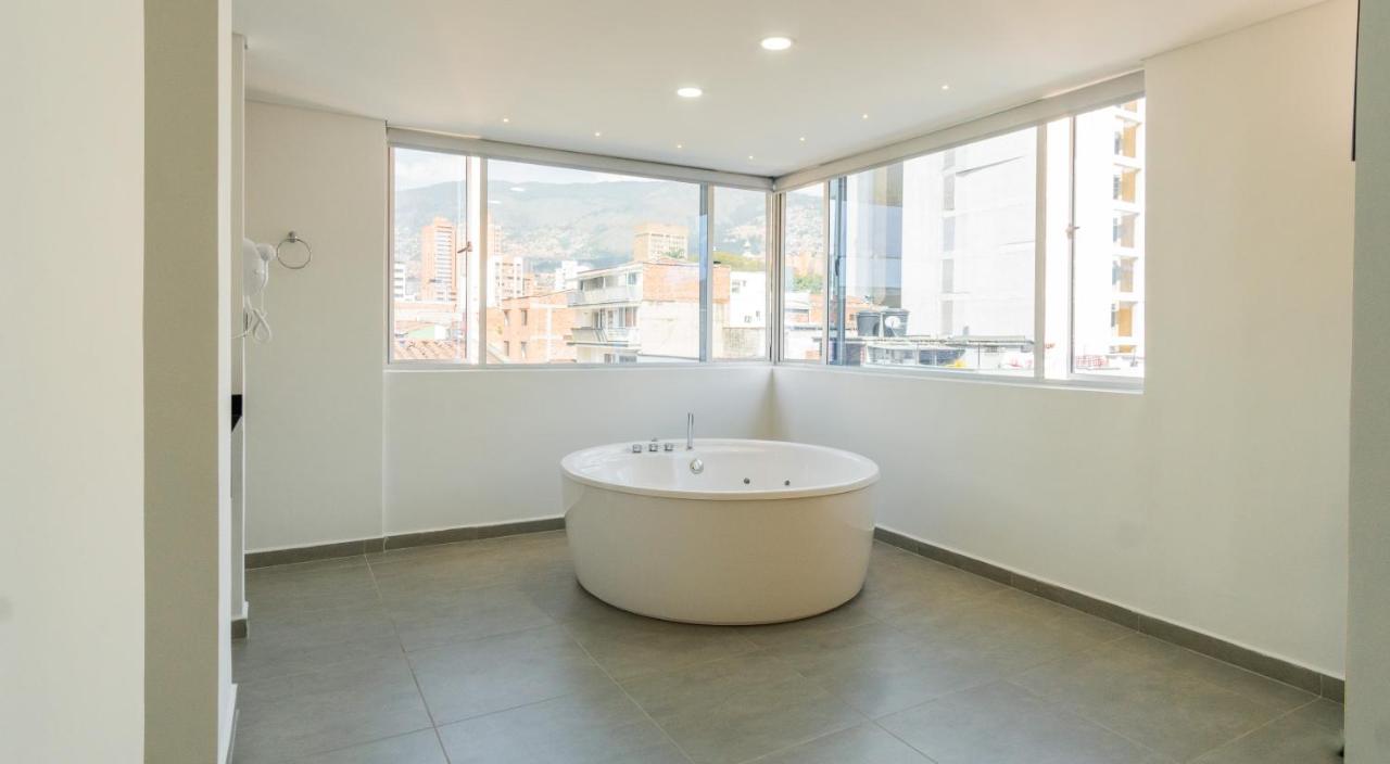 Mandala Hotel Medellin photo