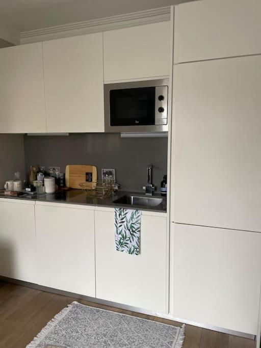 Stunning South Kensington Flat - 4