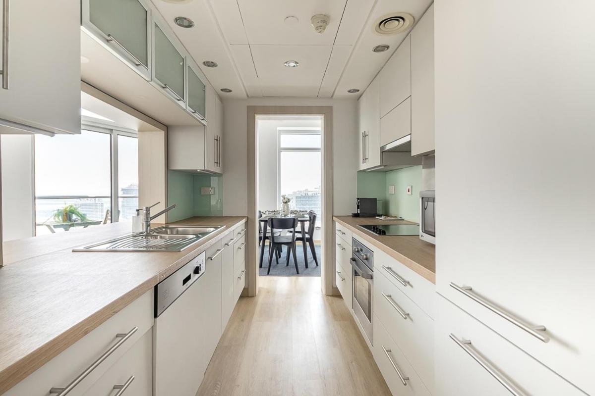 Frank Porter - Burj Views Tower A - 5