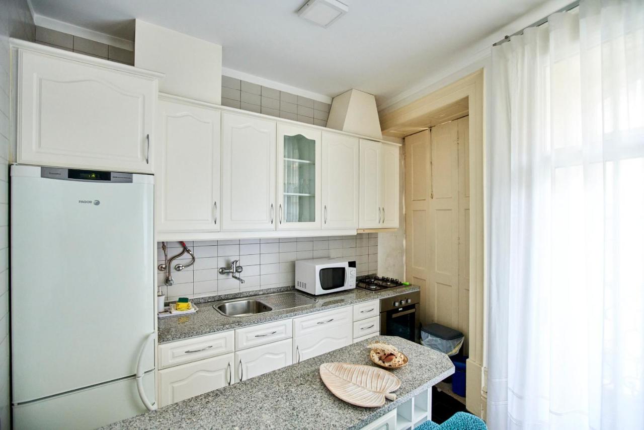 Market Place (with 2 Bedrooms) by JC - 4