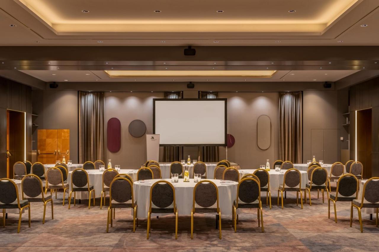 Vienna Marriott Hotel photo