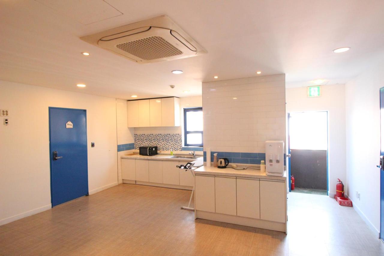 Hotel Golden Park Myeongdong - 2