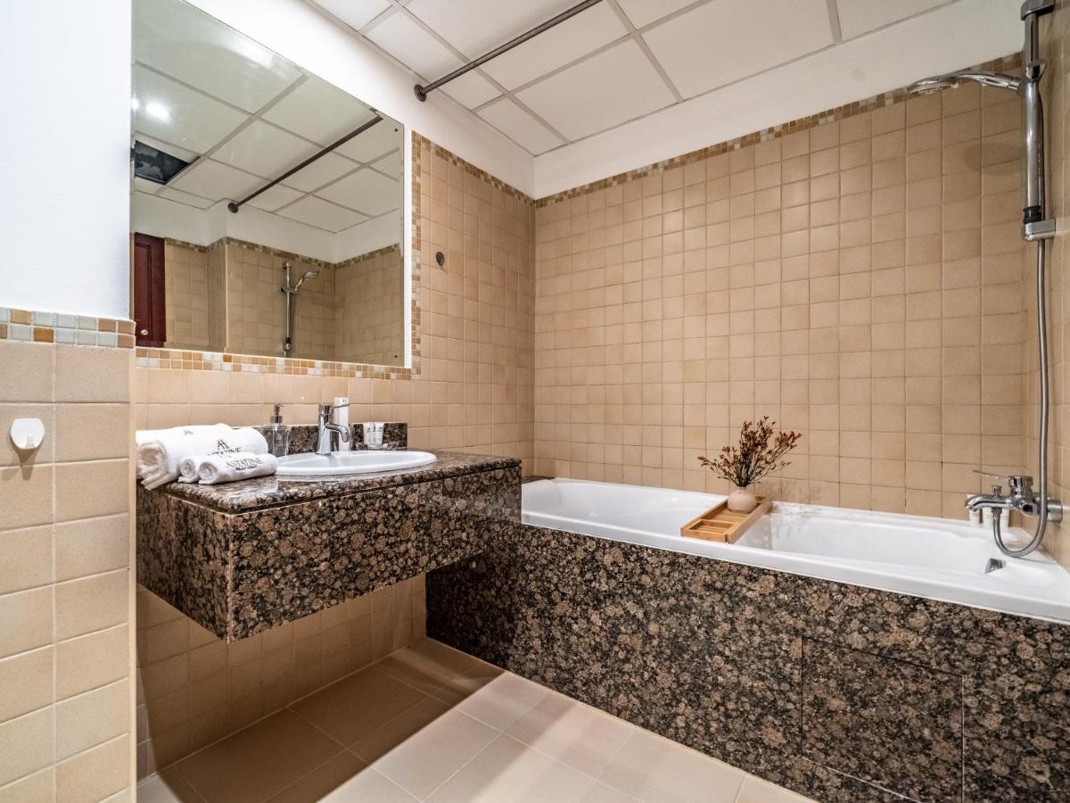 Spacious 2BR - Dubai Eye & Sea View - JBR - 3