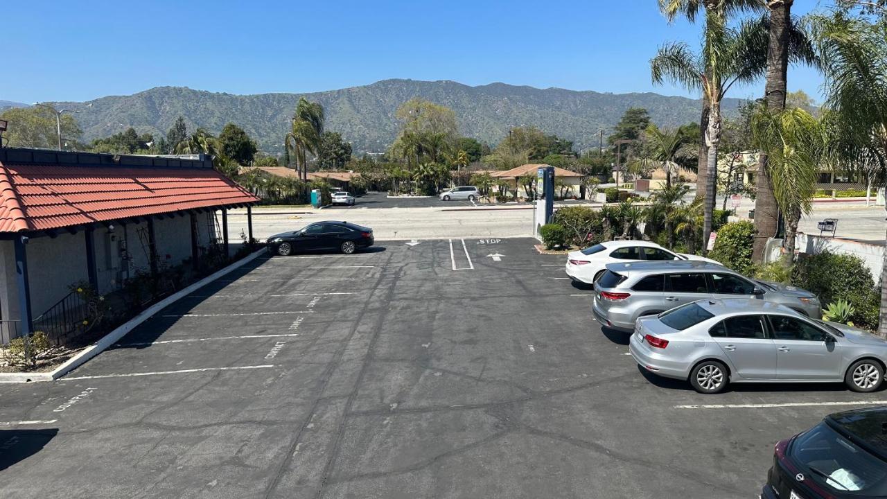 Garden Inn and Suites Glendora — photo 10