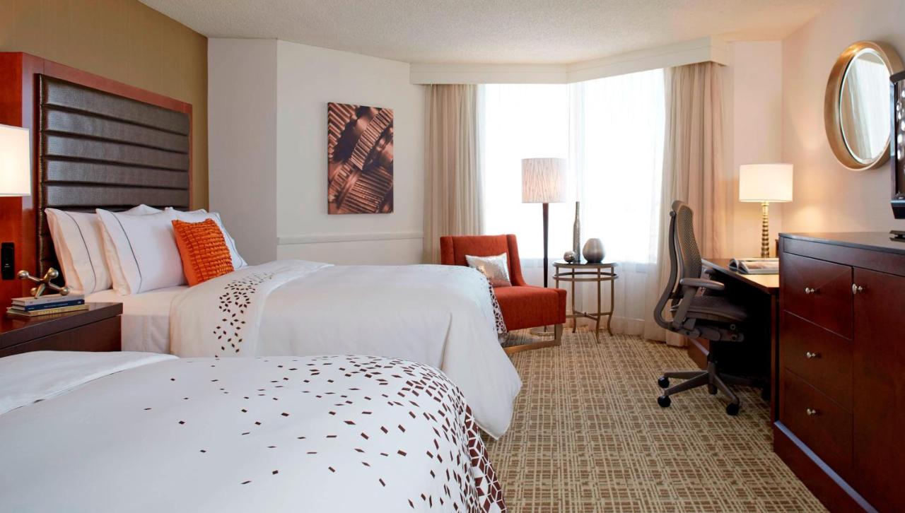 Renaissance St. Louis Airport Hotel — photo 3