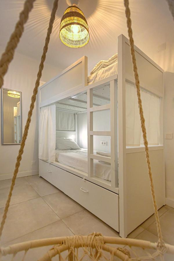 Sun Lovers Hostel - 3