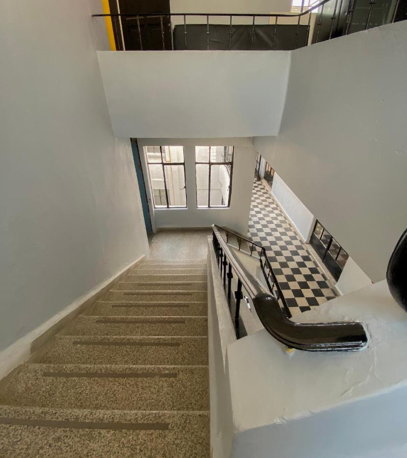 Hotel Amigo Suites - 4