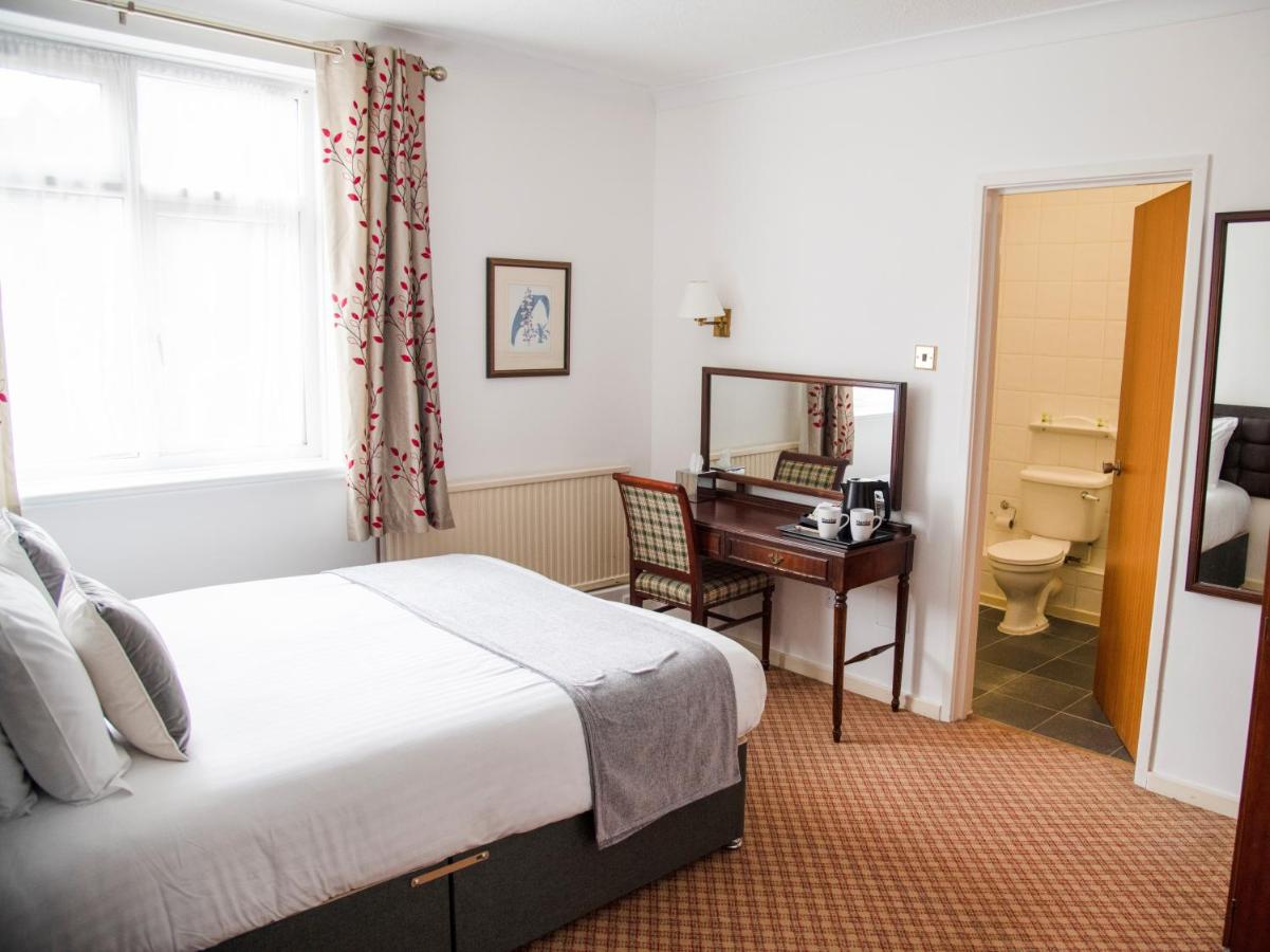 Larkfield Priory Hotel - Laterooms