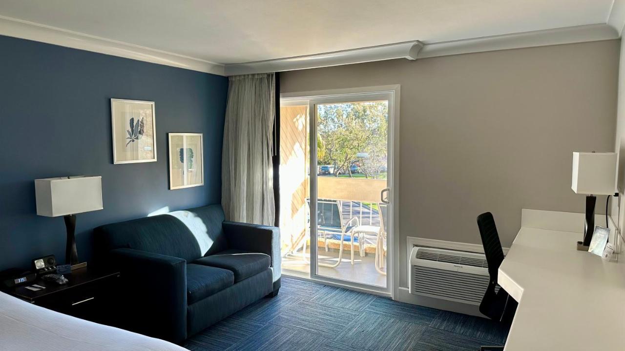 The Pacific Inn — photo 2