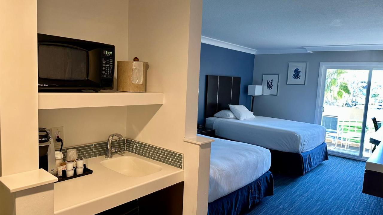 The Pacific Inn — photo 17