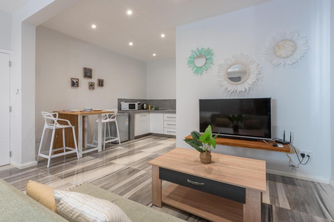 LeCosyCanonniersStudio4 - 4