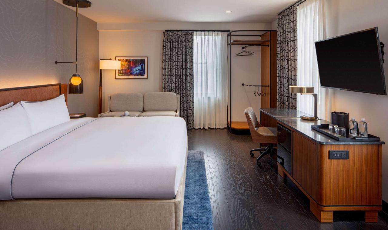 Discover the best hotels in Nashville for couples, offering romantic stays, luxury amenities, and charming ambiance for a perfect getaway in Music City. Nashville Hotels Downtown, Nashville Hotels With Pools, Affordable Hotels In Nashville, Boutique Hotels In Nashville, Best Hotels To Stay In Downtown Nashville, Best Hotels On Broadway In Nashville, Cool Hotels, Best Downtown Nashville Hotels, Best Nashville Hotels For Couples, Best Pool Rooftop Hotels In Nashville, Romantic Hotels In Nashville