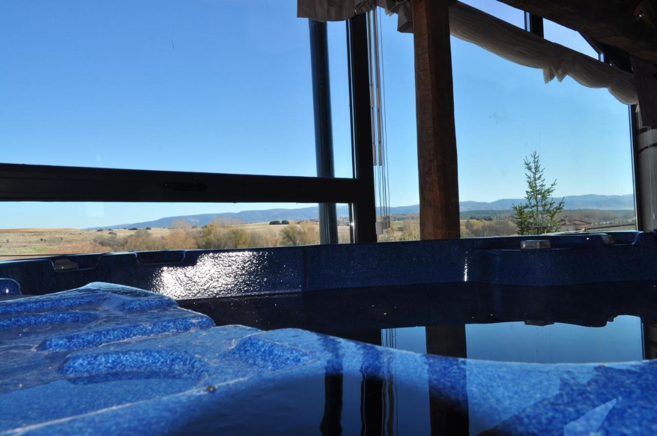 Suite rural con jacuzzi - imagen 2