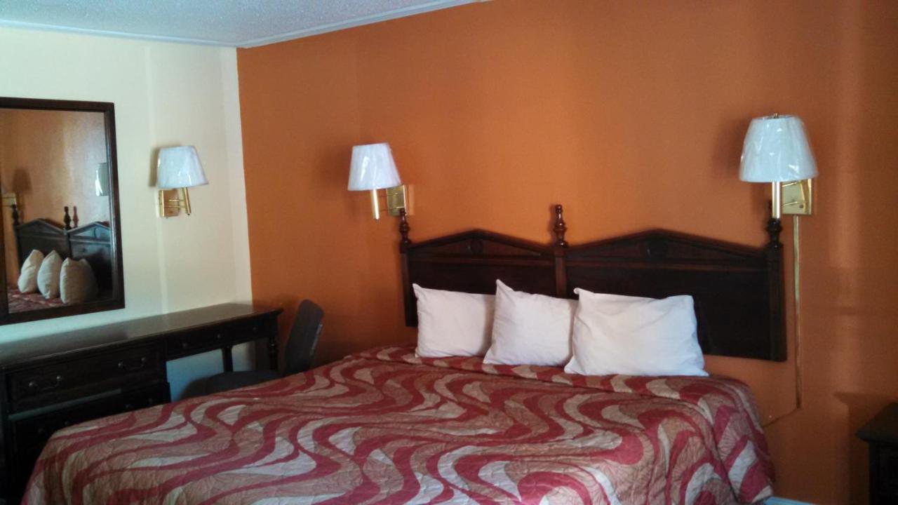 Mt Vernon Inn & Suites — photo 22