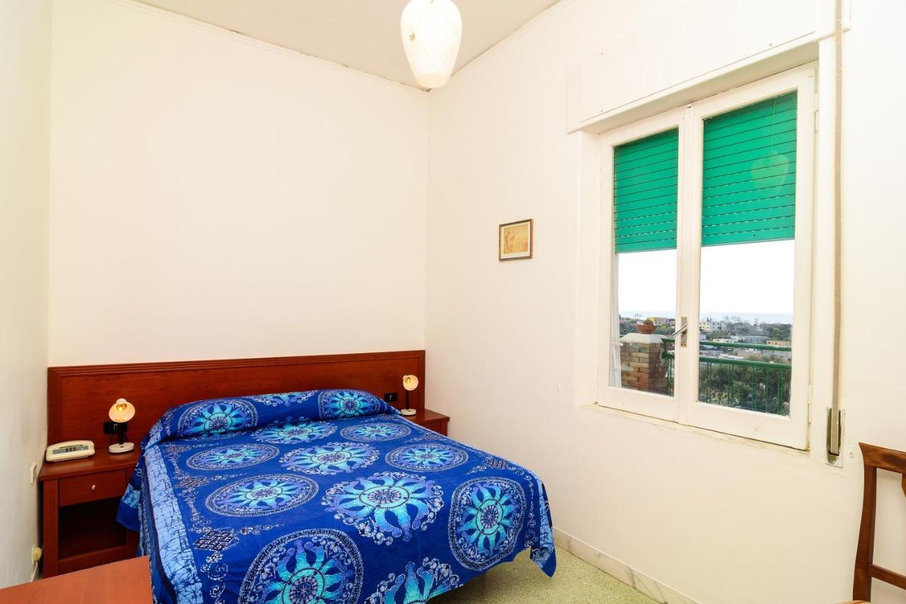 Hotel Riviera photo