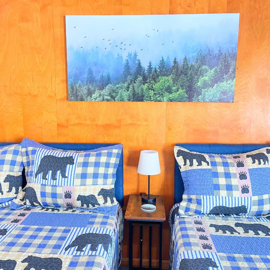 Hillcrest Motel — photo 22