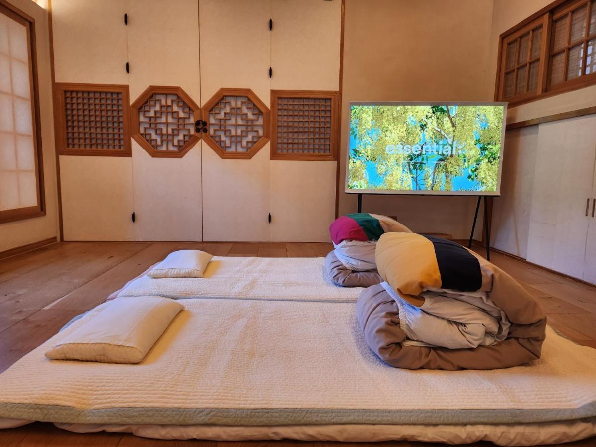 IRIRU Luxury Hanok Stay - Eunpyung Hanok village - 3
