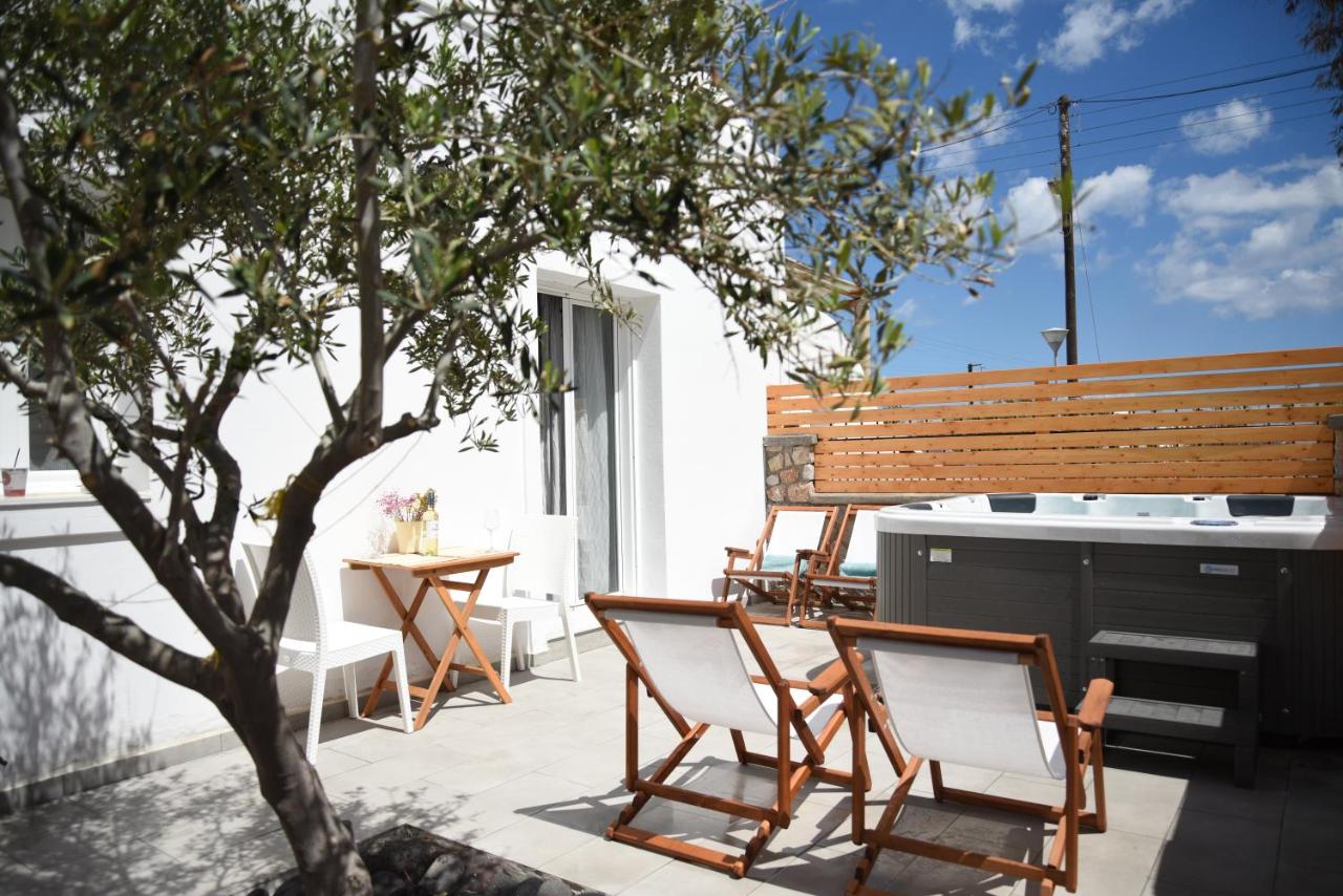 White Wave Villa, 3min walk from beach - 2