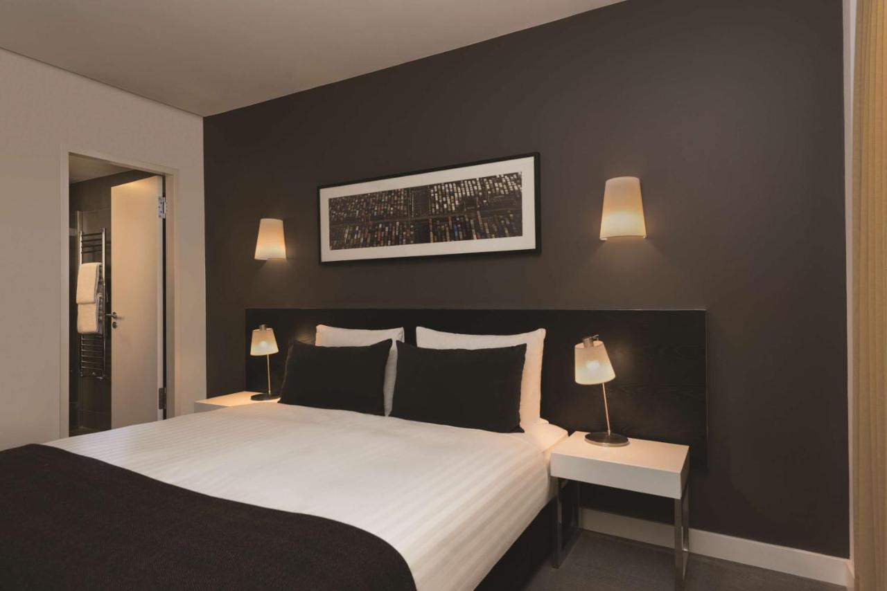 Adina Apartment Hotel Berlin Hackescher Markt photo
