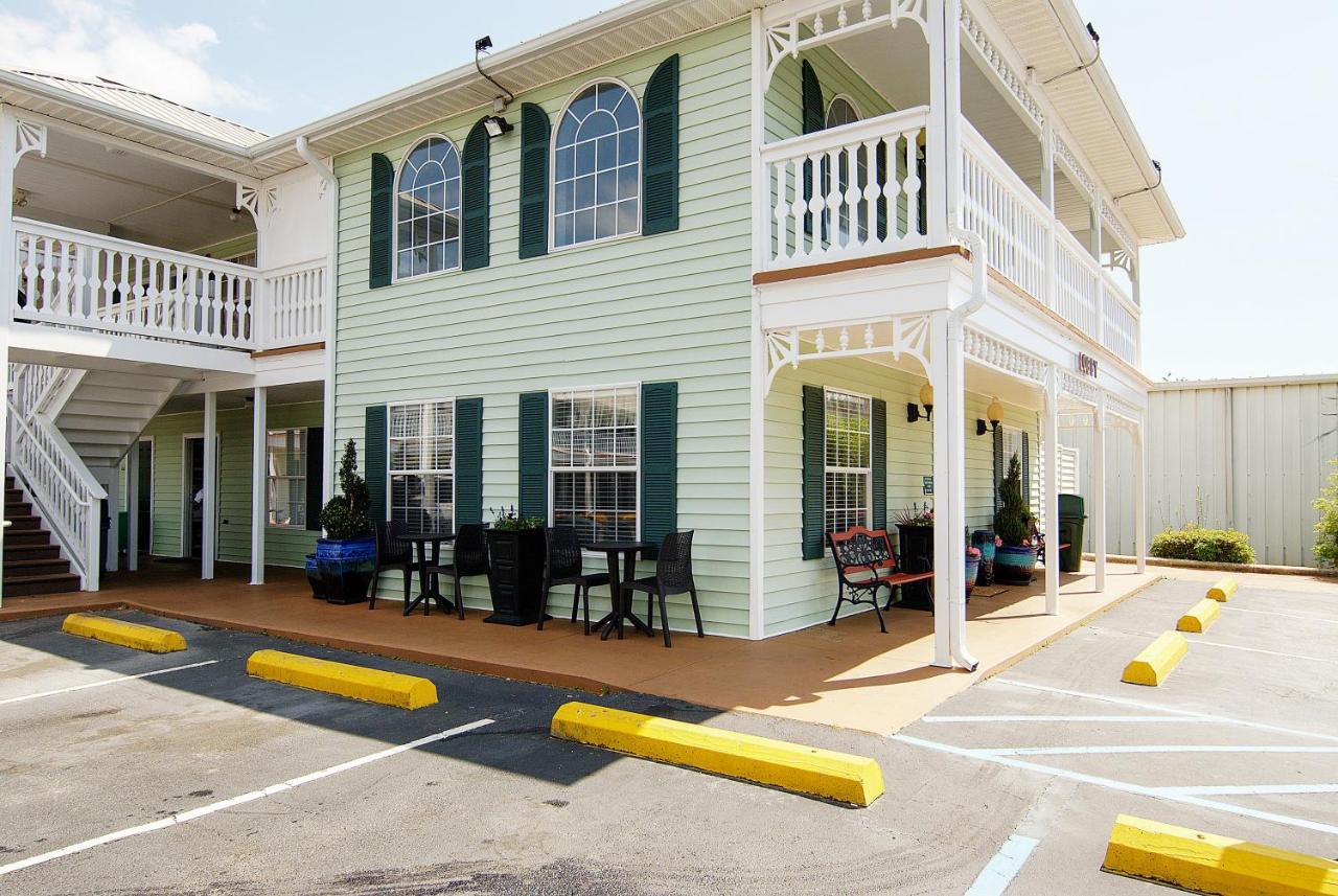 Key West Inn - Fairhope — photo 14