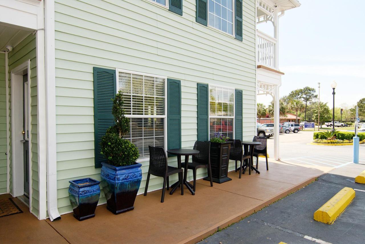 Key West Inn - Fairhope — photo 17
