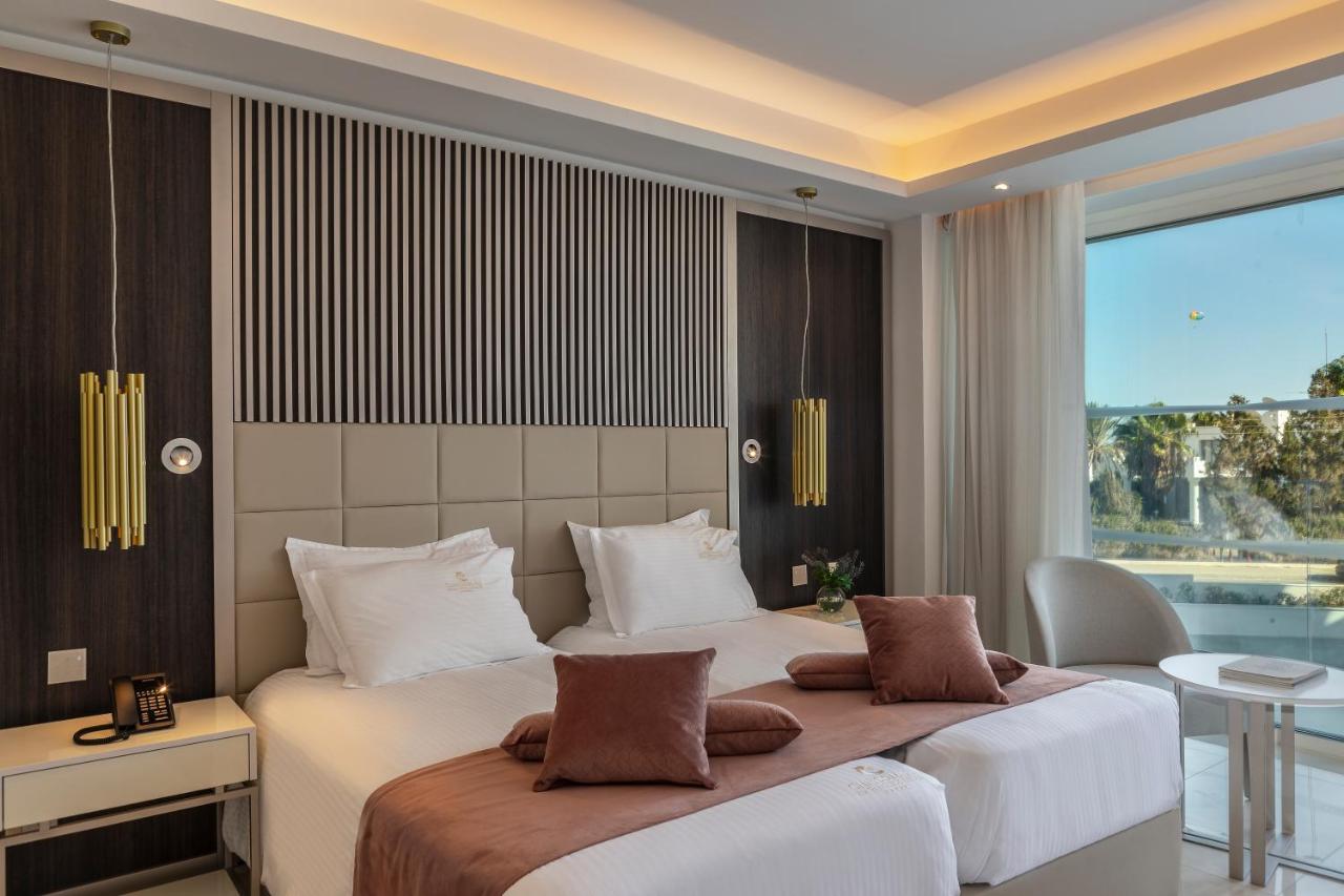 Chrysomare Beach Hotel & Resort photo