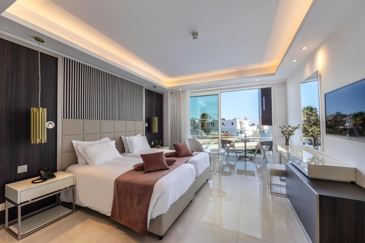 Chrysomare Beach Hotel & Resort photo